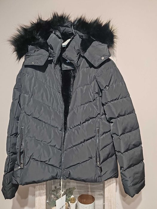 Дамско яке JUNE S РАЗМЕР