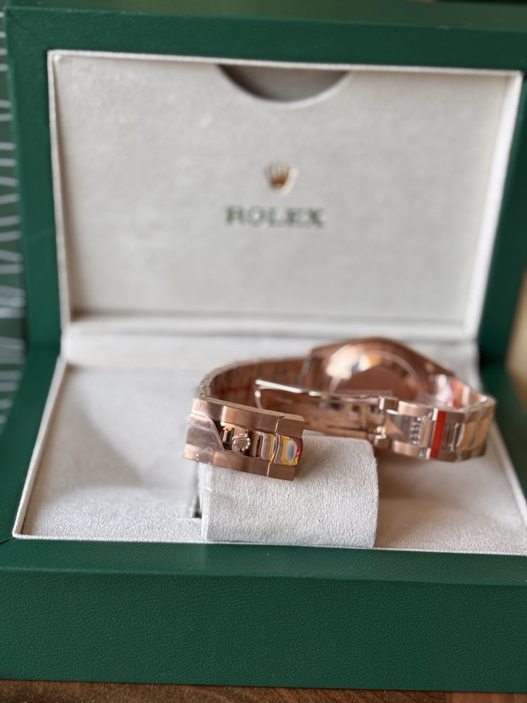 Rolex Sky-Dweller 44 mm