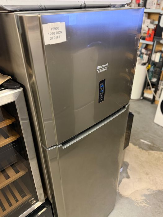 Combina frigorifică Hotpoint‑Ariston DF01FF