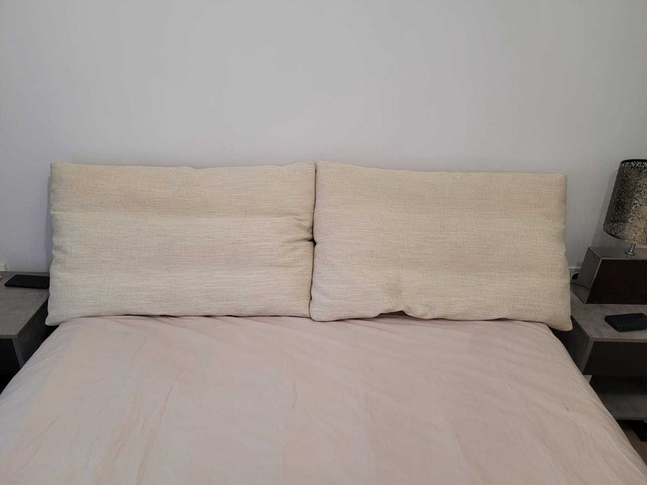 4x. Голями възглавници за декор за двойно легло