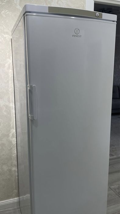 Морозильник в хорошем состоянии