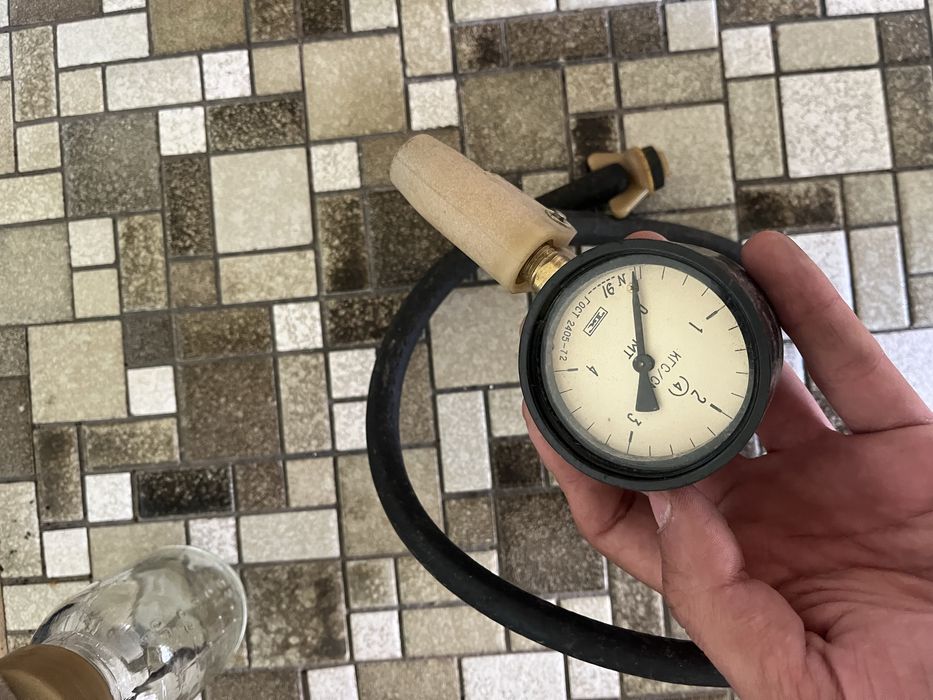 Ръчен електрически компресор МУСТАНГ