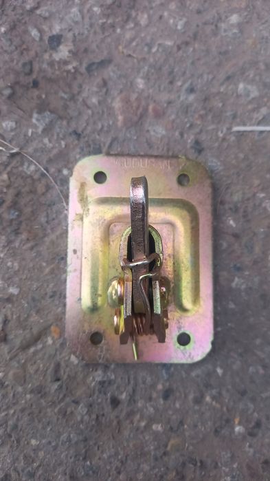 Черозы и тойрот, фиксатор