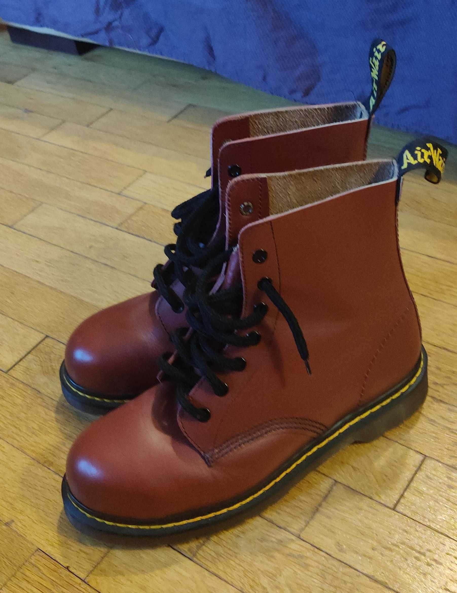 Дамски кубинки Dr. Martens UK7, EU39.5