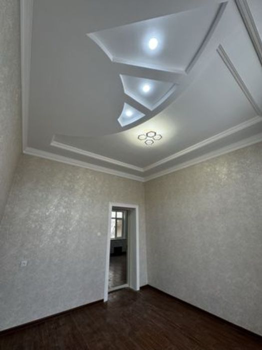 Hovli arendaga beriladi boxcha ,klinika ,ofes ,yashashga