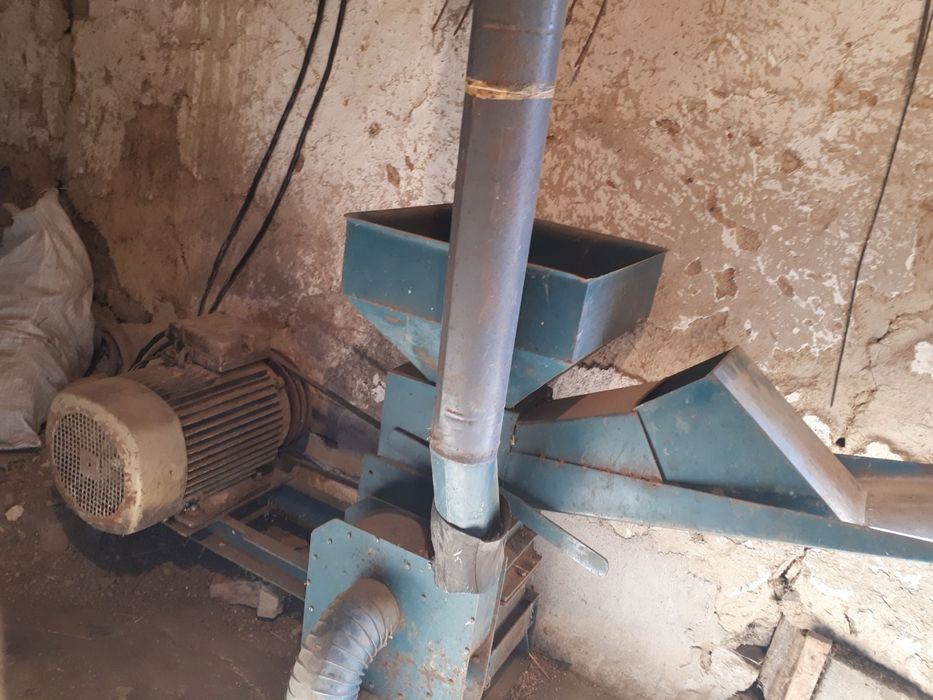 Продавам ернумелка трифазна