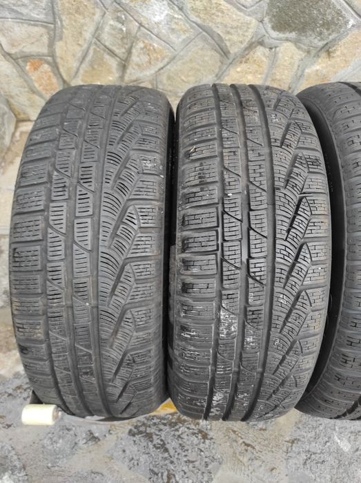 225/55/17 Pirelli