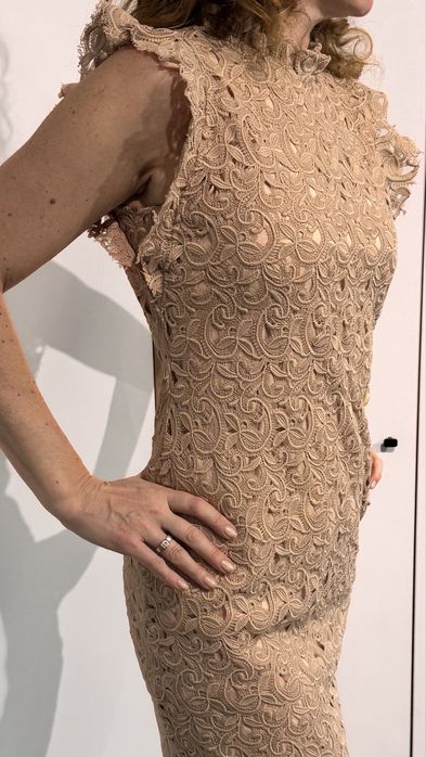 Rochie bej eleganta din dantela