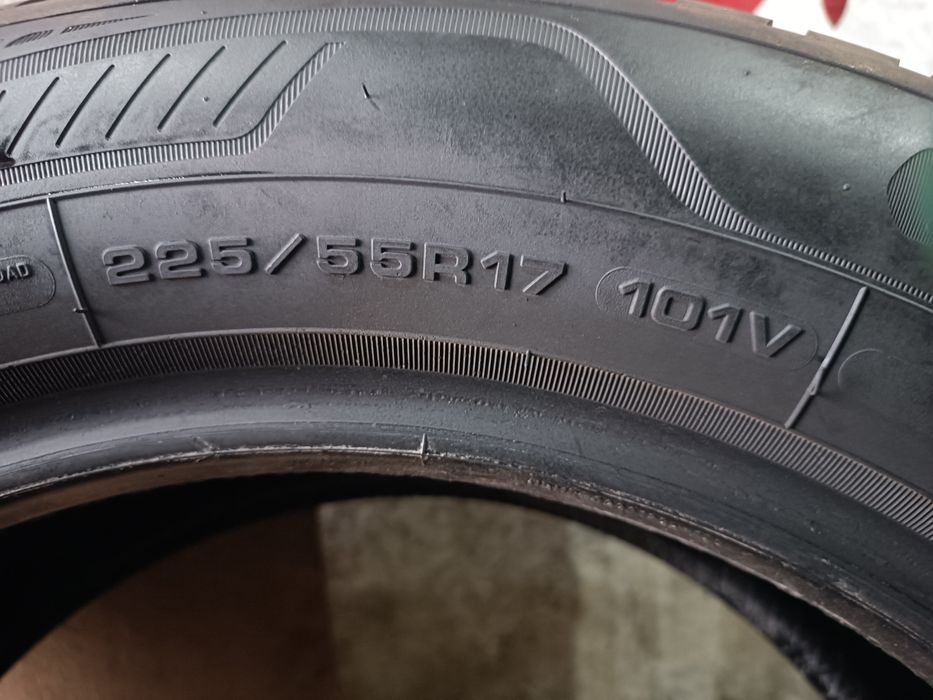 225/55/17 Goodyear Дот 1221