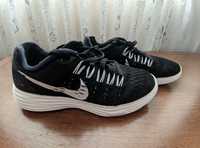 Nike Lunarlon 38,5