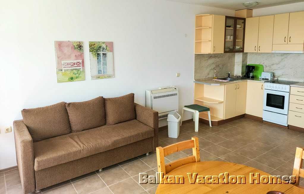 Продава се Тристаен апартамент в Балчик - 94 кв.м за 1062 €/кв.м - Снимка #4