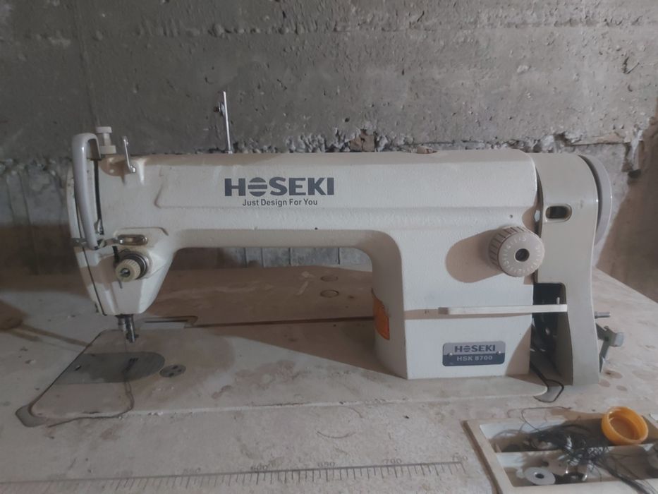 Tikuv mashinasi Heseki . stenka