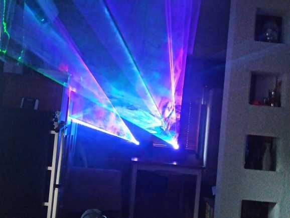 Laser 500MW RGB cu telecomanda, scanner  3D disco dj DMX512 sunet