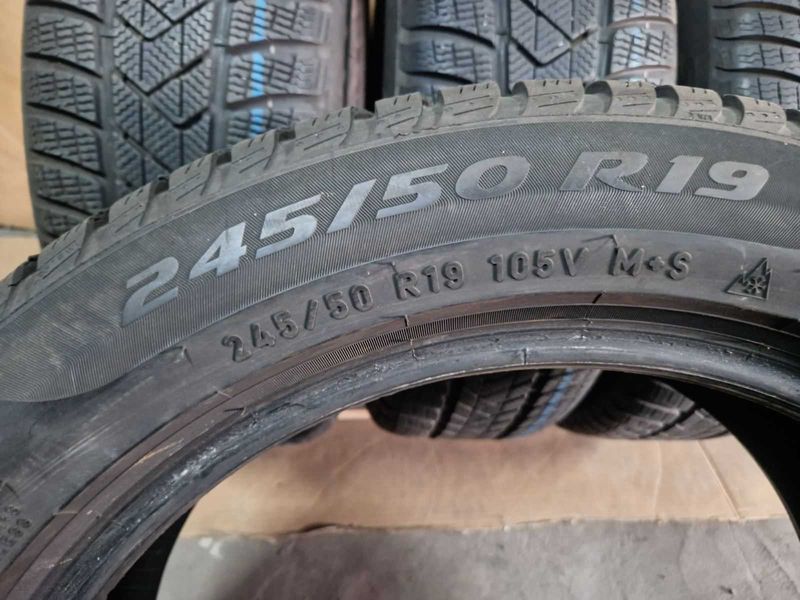 4 Pirelli R19 245/50
зимни гуми Runflat 
DOT3819