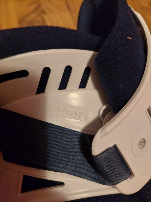 Guler cervical în stare buna