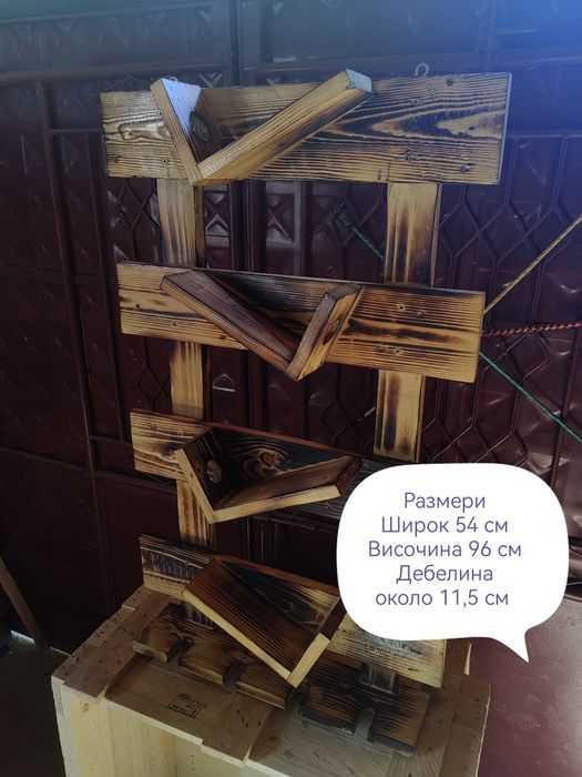 Декоративна стойка за вино