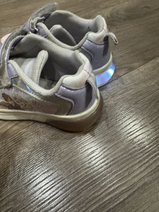 Светещи обувки за момиче на Disney Frozen, 26 номер