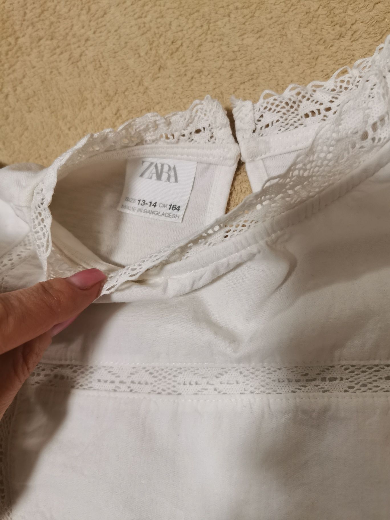 Bluza Zara mărime 10-13 ani superba cu broderie