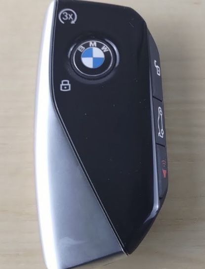 Ключ машины bmw продам срочно