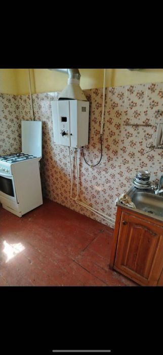 продаю 1 ком в чирчике