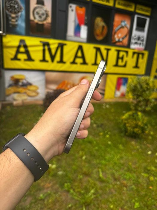 iPhone 15 Pro / 128 GB / Natural Titanium