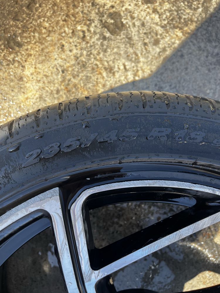 Bentley Diska 234/45/R18
