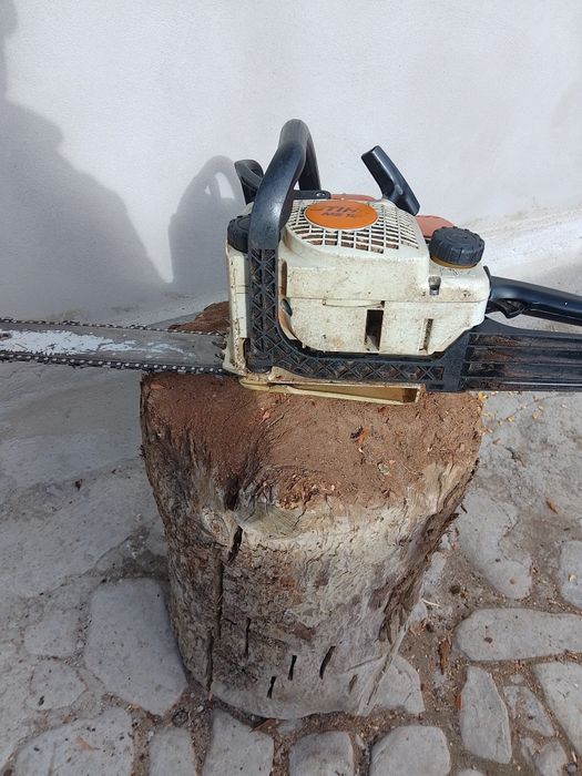 Vind drujba Stihl 180 in stare buna de funcționare  .