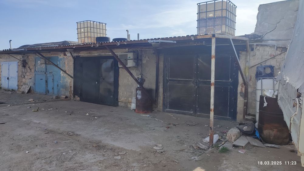 Гаражи ГСК Гранит 2 ш рядом