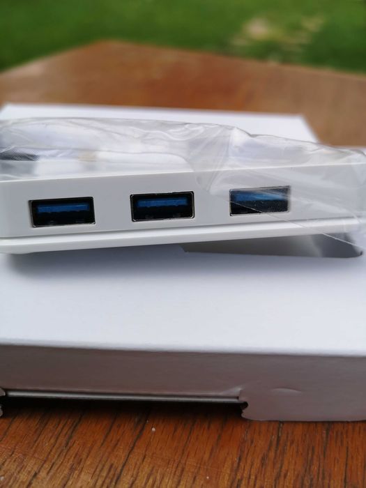 Hub USB-C la 4-Port USB 3.0 D-link