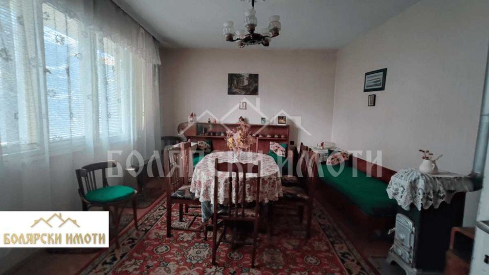 Продава се Многостаен апартамент в Велико Търново, Център - 122 кв.м за 1260 €/кв.м - Снимка #4