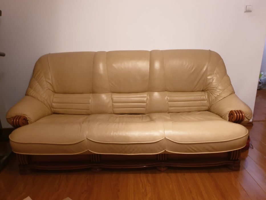 Reparatii canapele, mobilier tapițat