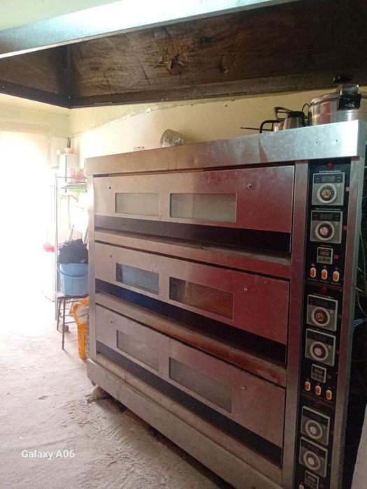 Хлебо печь и тестомешалка