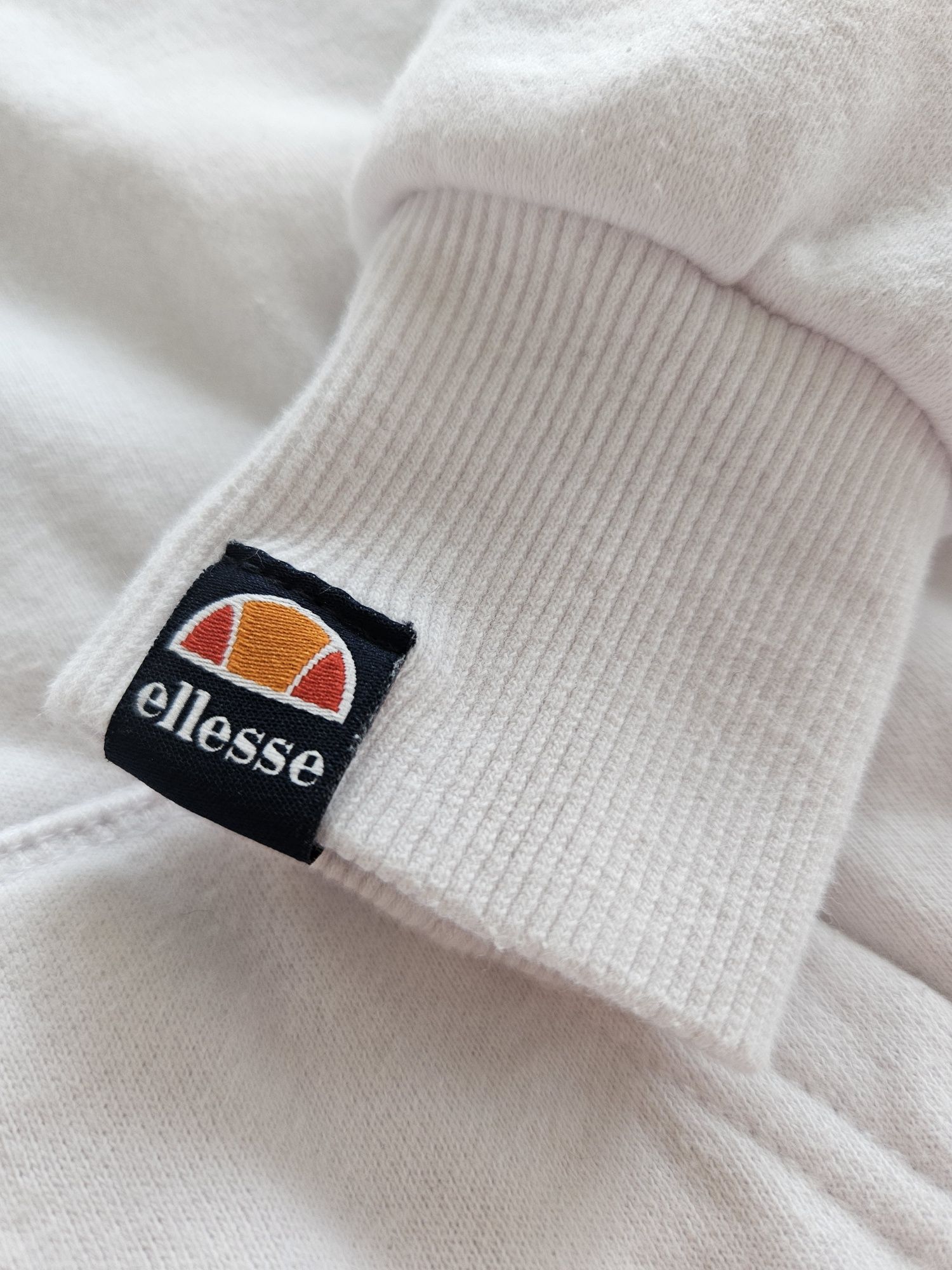 Горници Ellesse 2 вида