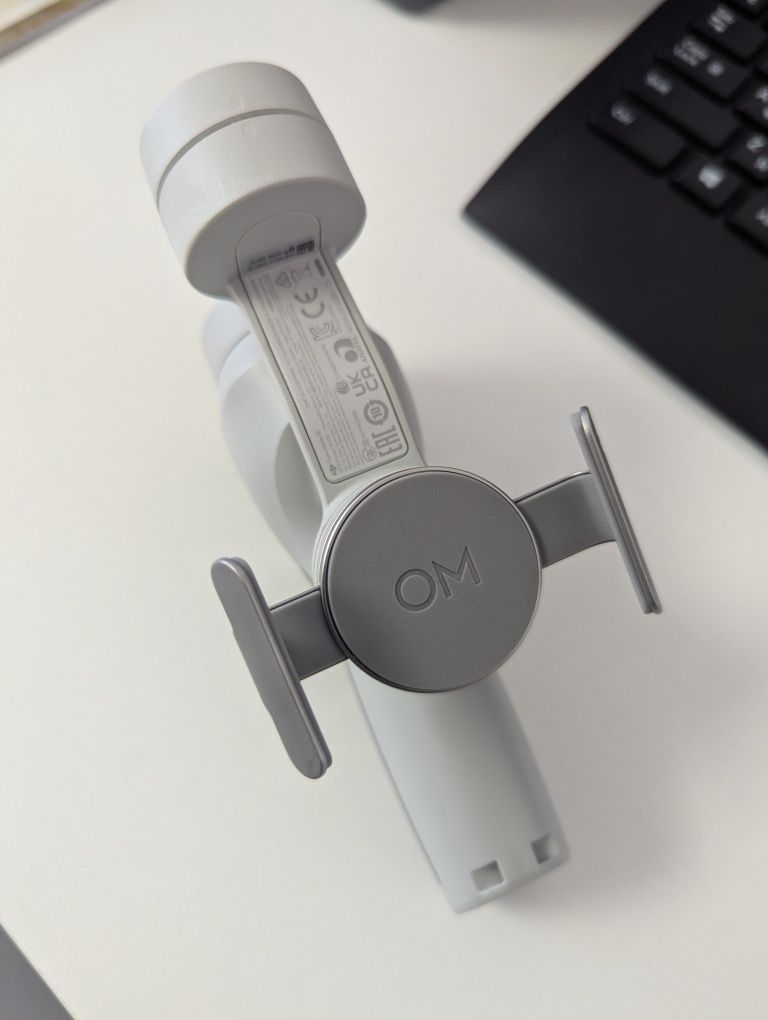 Продам стабилизатор Dji Osmo SE в идеальном состоянии