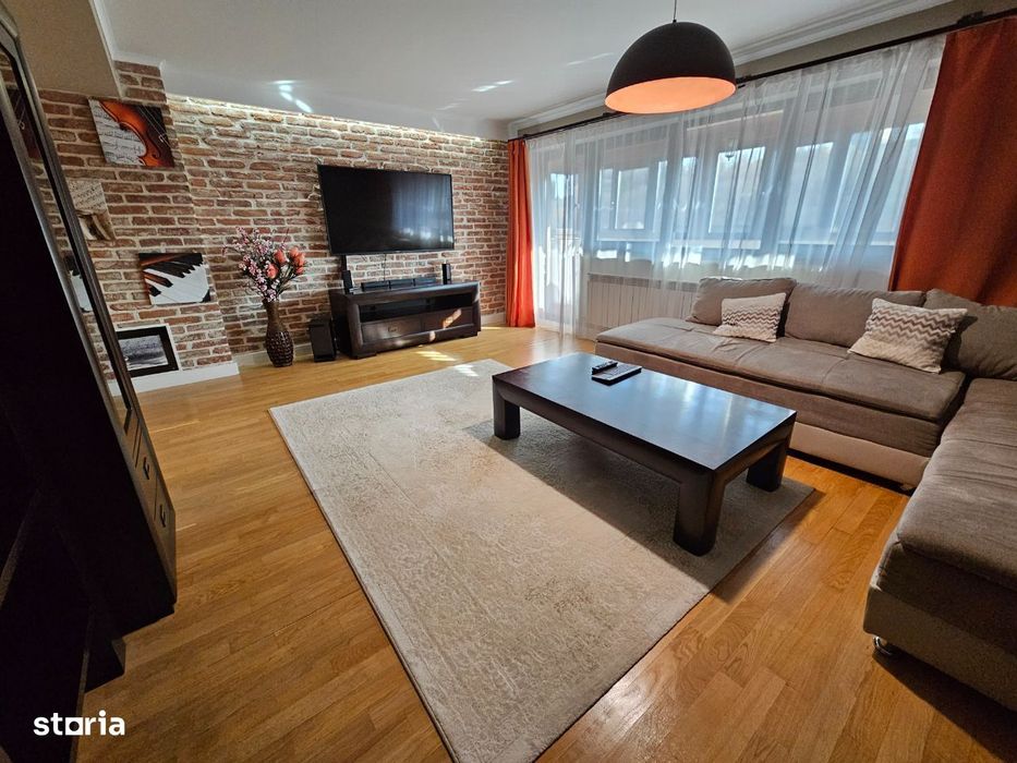 Inchiriez apartament 100 mp , zona si cladire - superbe