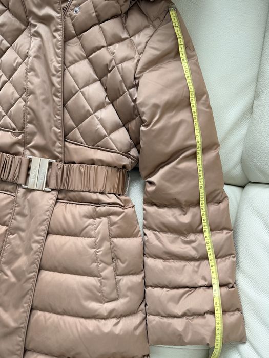 Guess Geacă din puf Lolie, guler blana naturala, Maro, Regular Fit XS