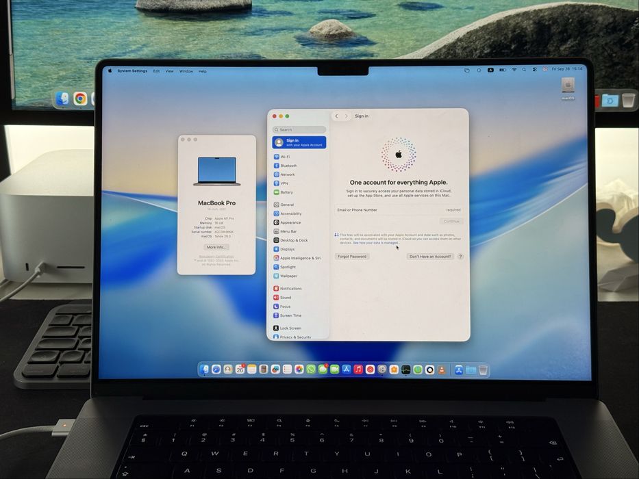 Macbook Pro 16 inch M1 Pro - Schimbat in garantie