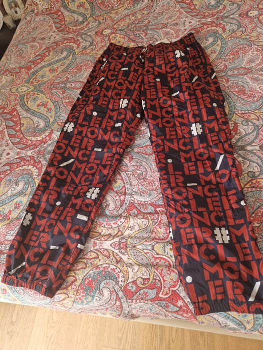Pantaloni moncler