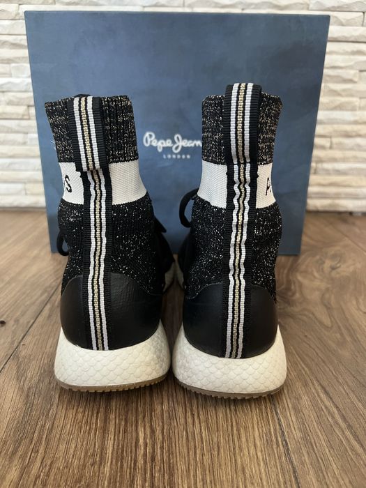 Pepe Jeans London обувки Koko с плетен чорап #40