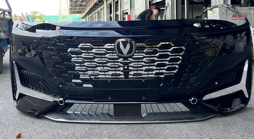 Чанган Юни-К передний бампер