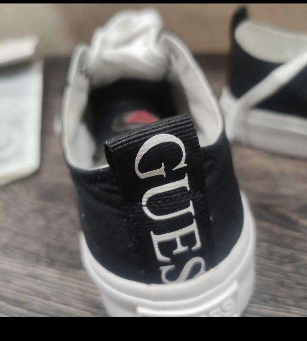 Сникърси  маркови