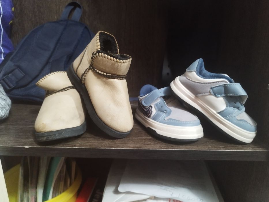 Детские обувь сотилади...