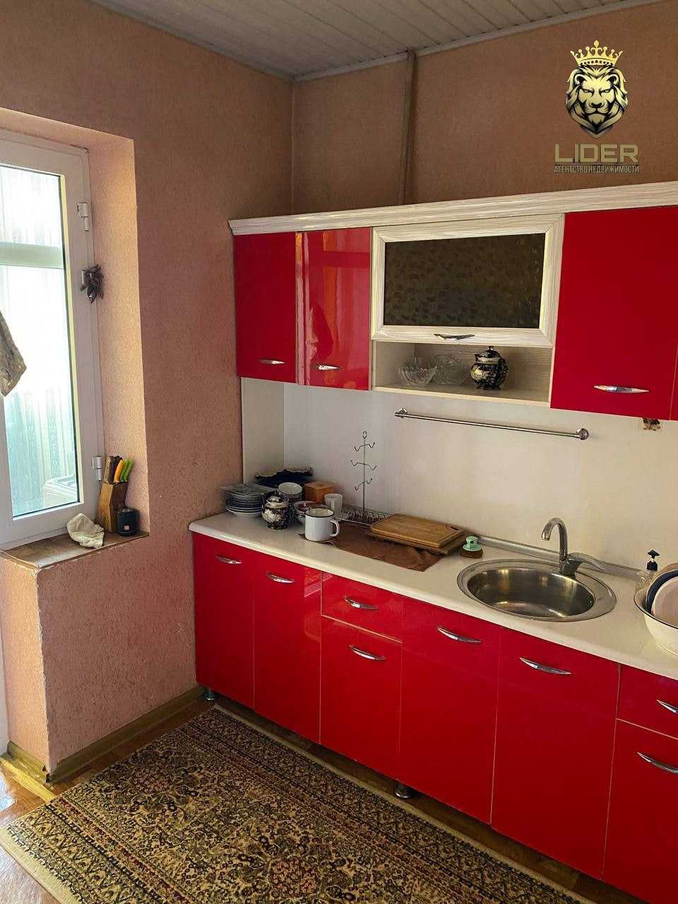 Продается 3х комнатная квартира ор-р Шарк базарчик цена 41.900$