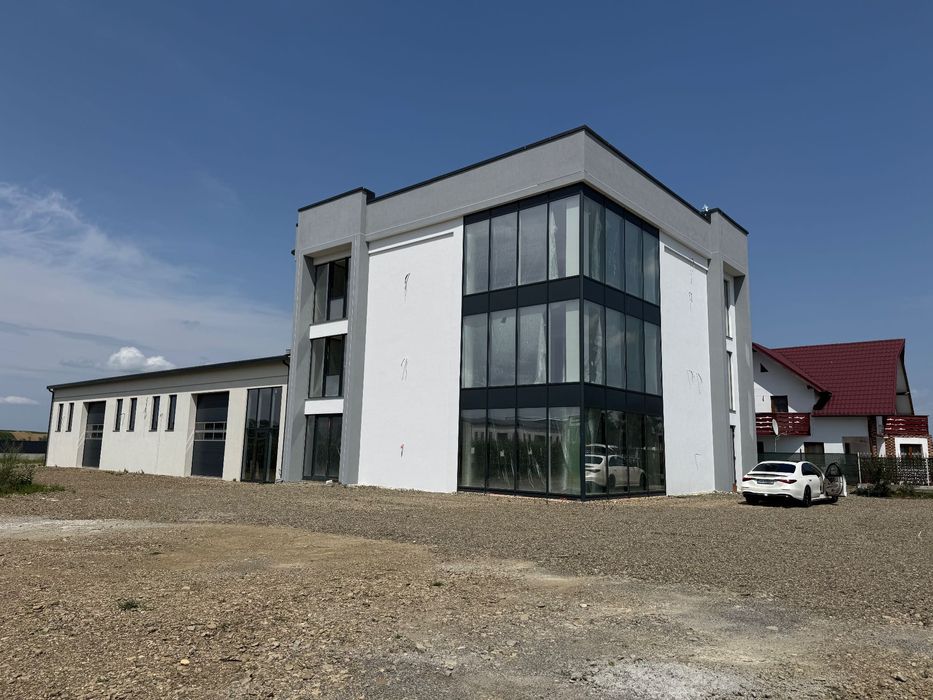 Spații comerciale | Parter 1 și 2 | 200MP