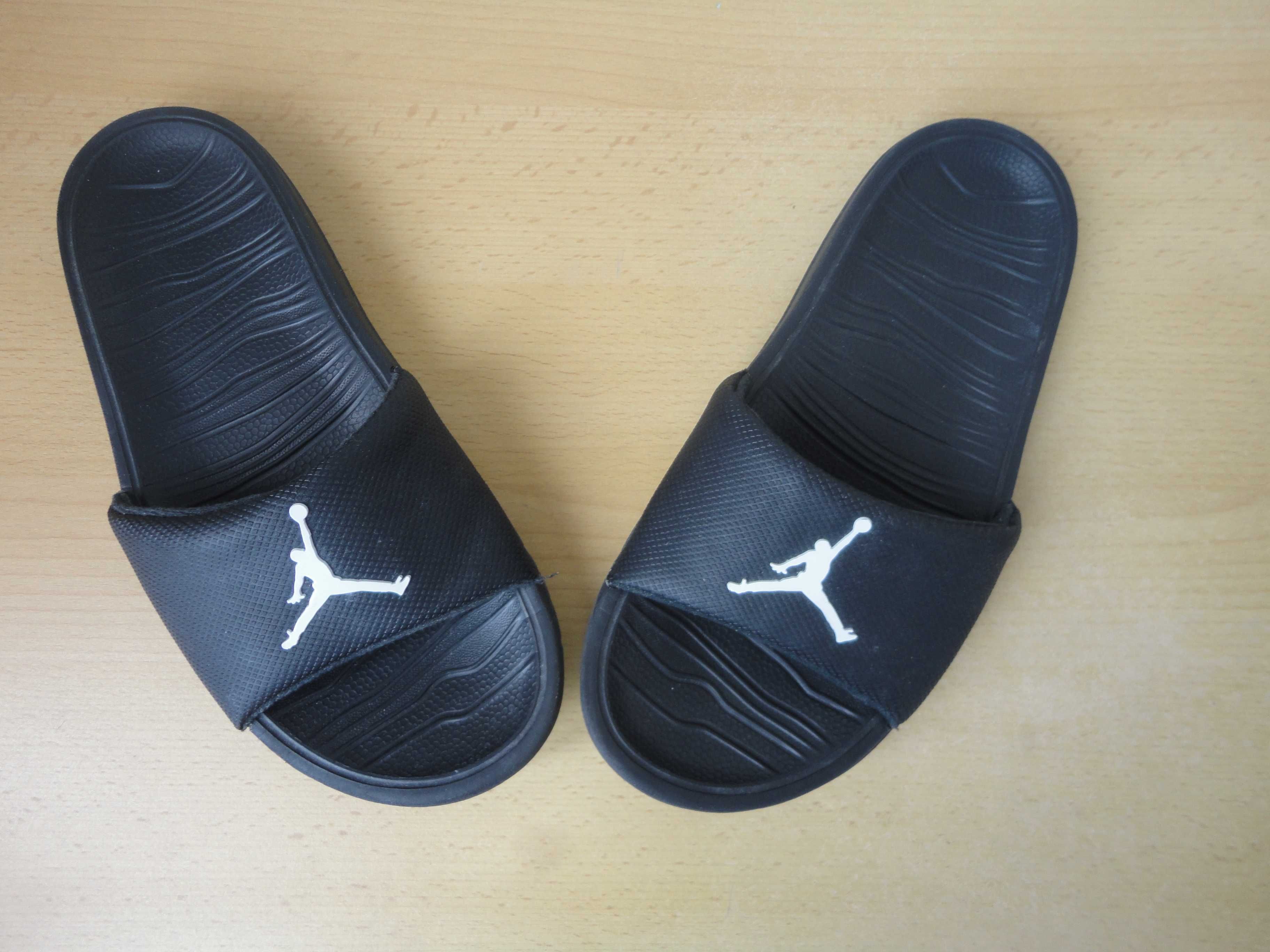 N37,5-38 Jordan/оригинални чехли