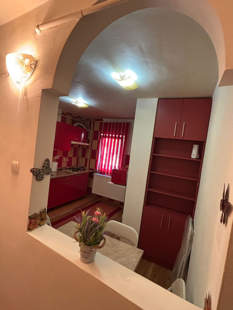 Inchiriez apartament 2 camere Micalaca Orizont