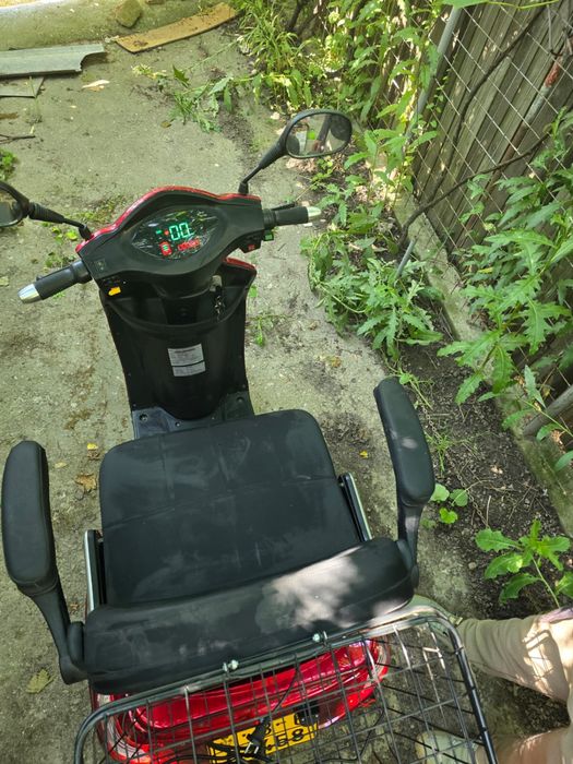 Triciclu electric NOU