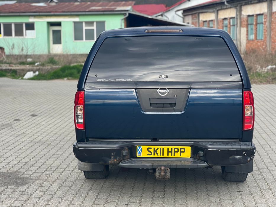 Nissan Navara 2.5dci 4x4 an 2011 euro 5    190cai
