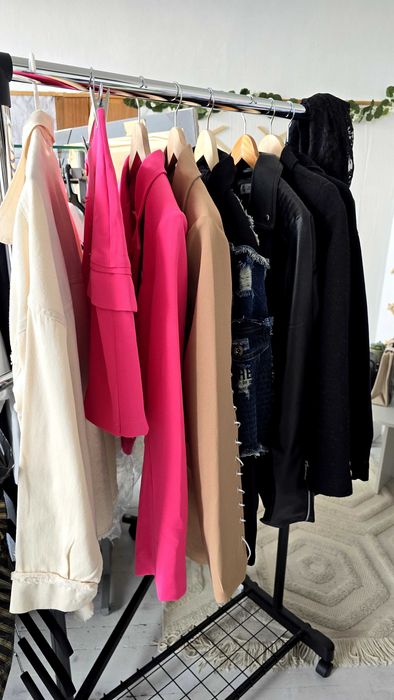 Модерни Дрехи на Едро