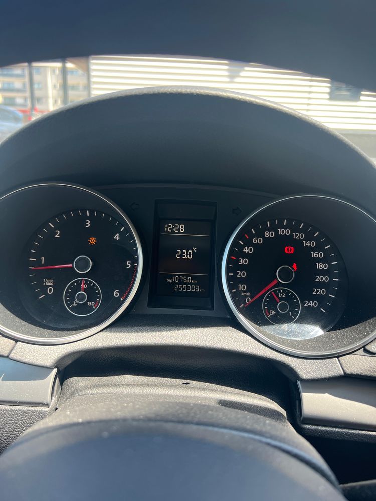 Volkswagen Golf 6•Rate•Credit auto•Variante•2012•1.6 Tdi